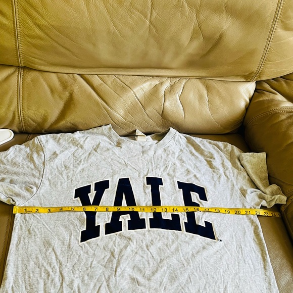 FREE H&M Top - Picture 2 of 5